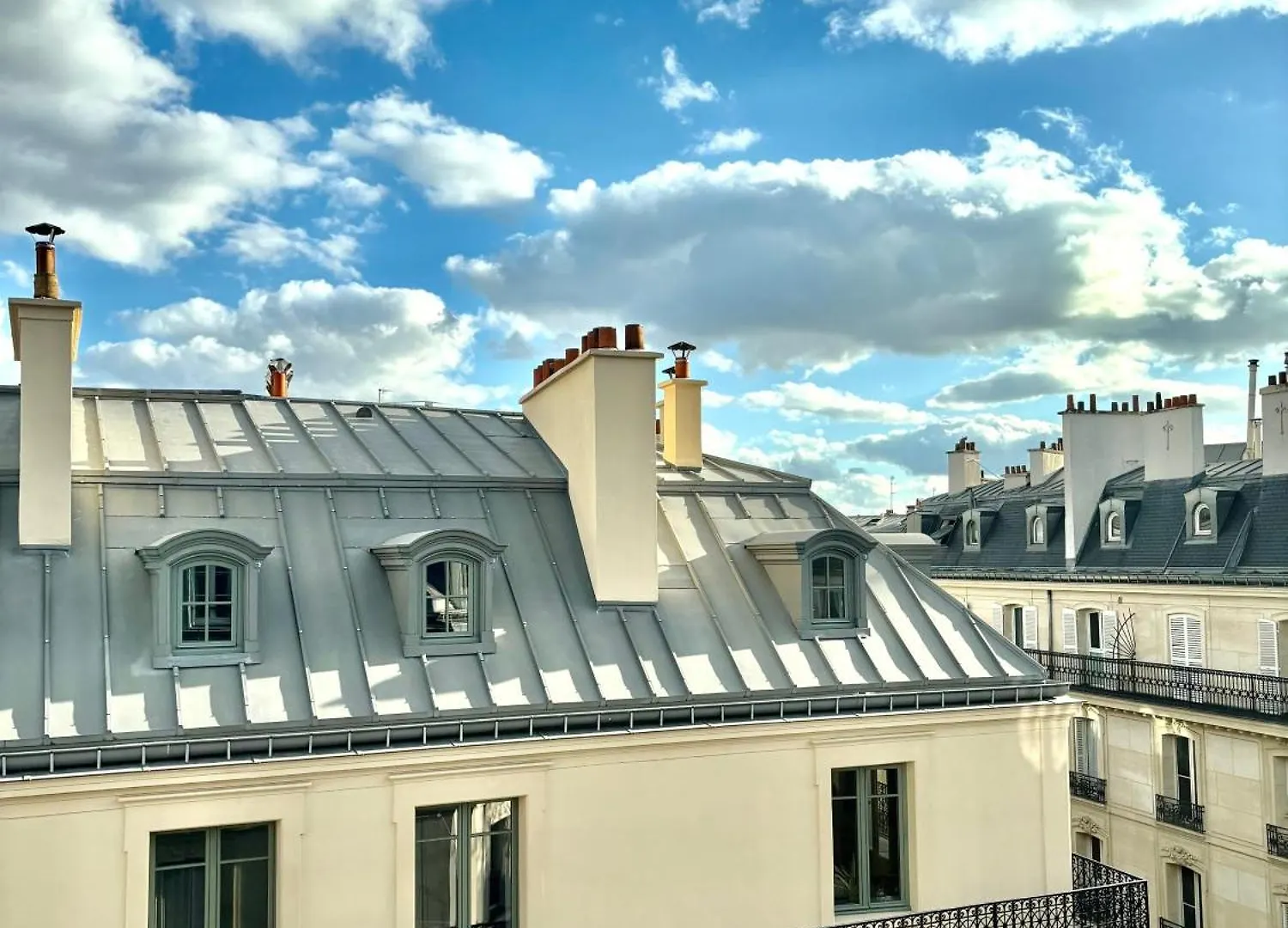 Appartement Moderne A Paris 130 M² Proche Monceau Climatise 0*,  Frankrijk